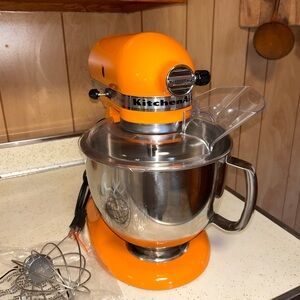 KitchenAid Tangerine Mixer with Stainless Steel Bowl